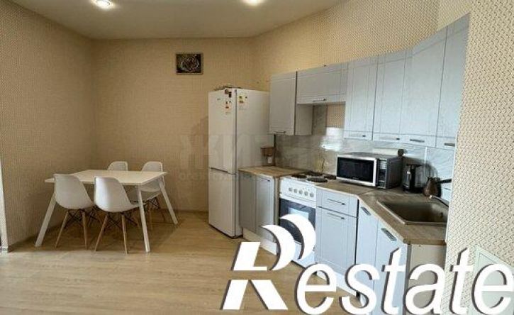 2-комн квартира Заполярная улица, 52,  д. 52