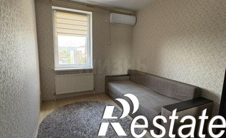 2-комн квартира Заполярная улица, 52,  д. 52