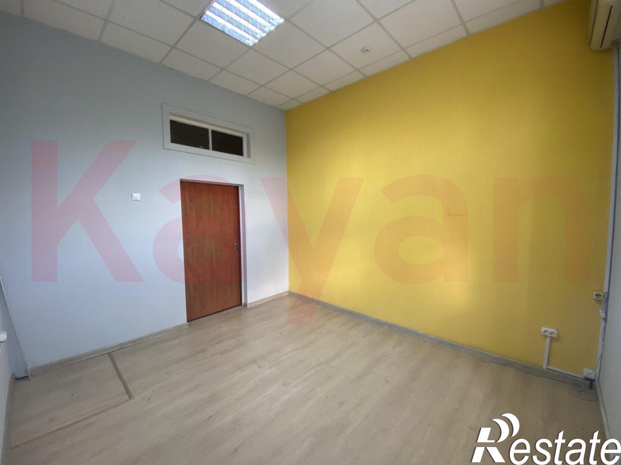 Сдать офис, помещение под офис за 13 135 рублей на Красная ул.