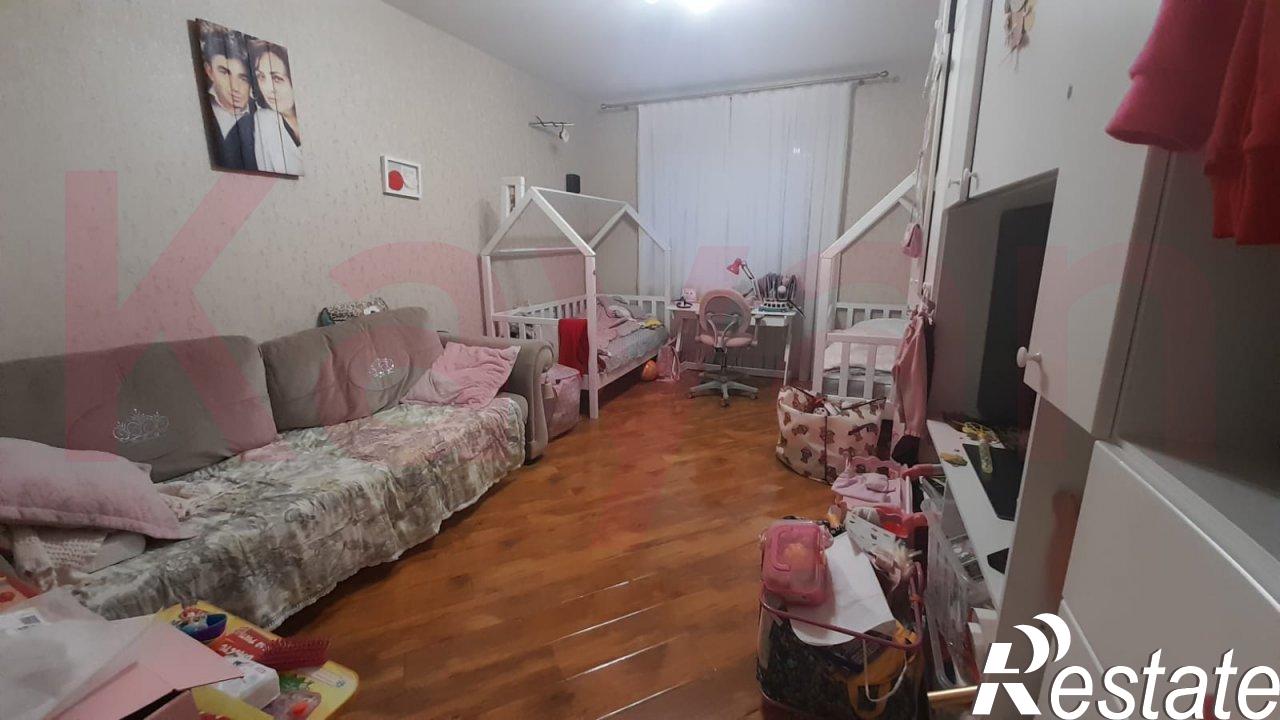 Купить квартиру за 9 800 000 рублей на Жлобы ул.