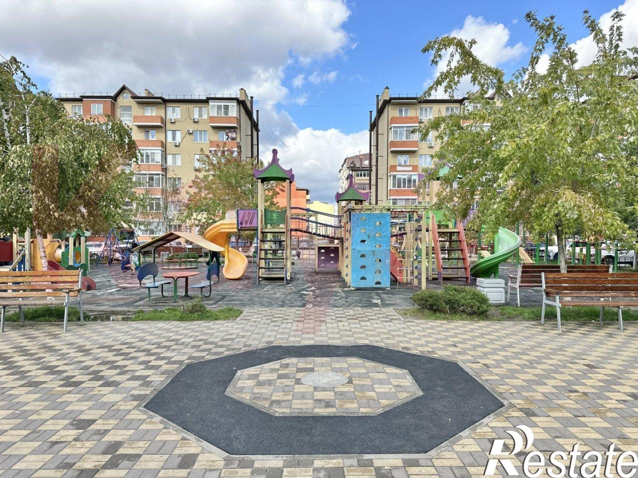 Купить студию за 2 500 000 рублей на Куликова Поля ул.