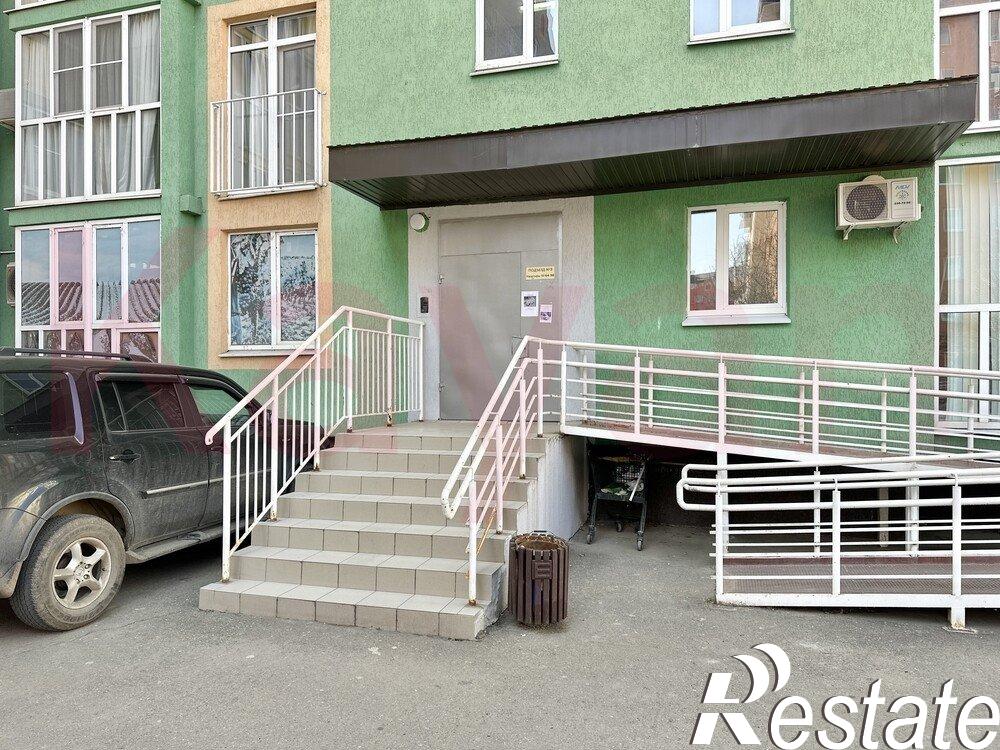Купить квартиру за 4 900 000 рублей на Венецианская ул.