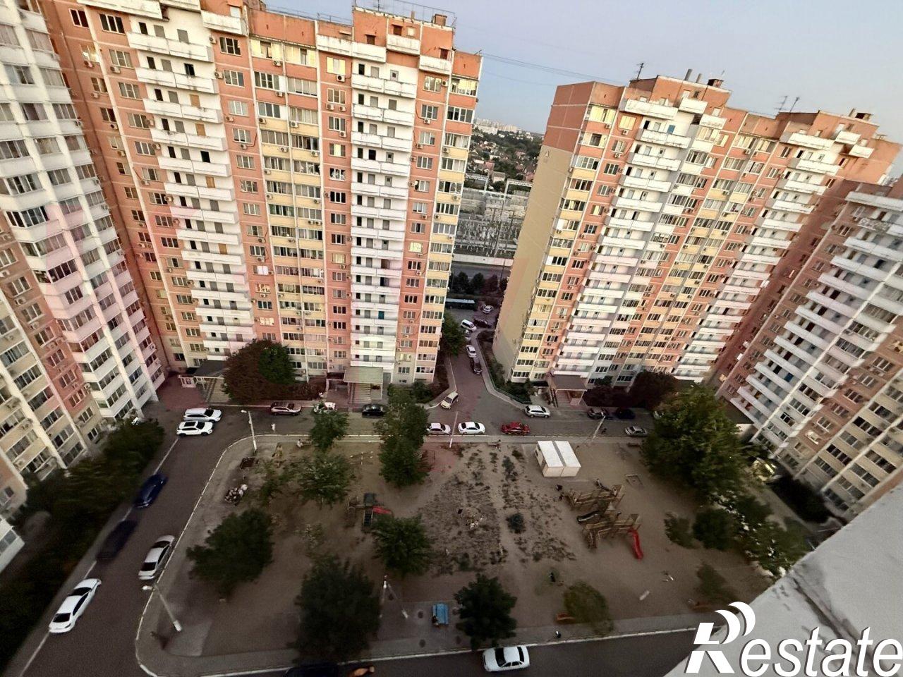 Купить квартиру за 4 300 000 рублей на Академика Лукьяненко ул.