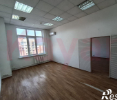 офис 44.9 кв м, этаж 6/7 Красная ул.
