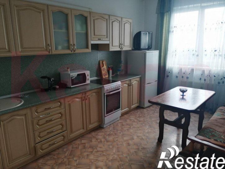 2-комн квартира им. Чехова ул.