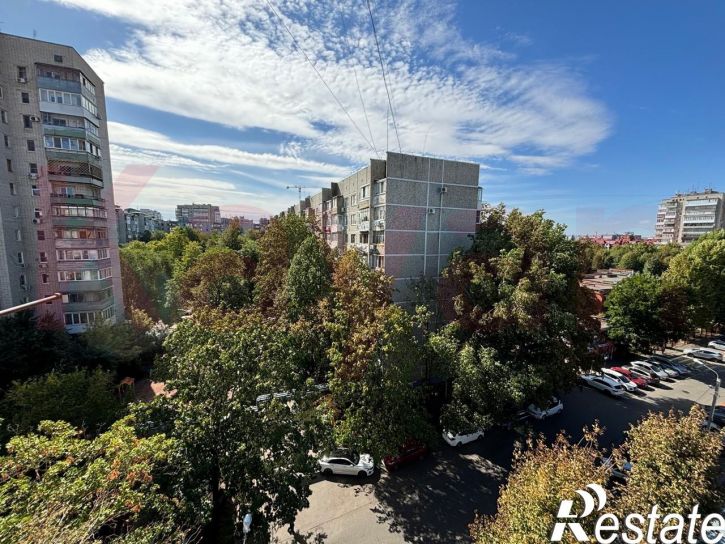 4-комн квартира им. Тюляева ул.