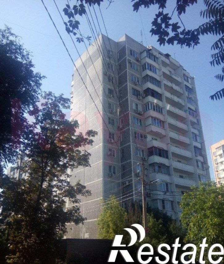 4-комн квартира Ставропольская ул.