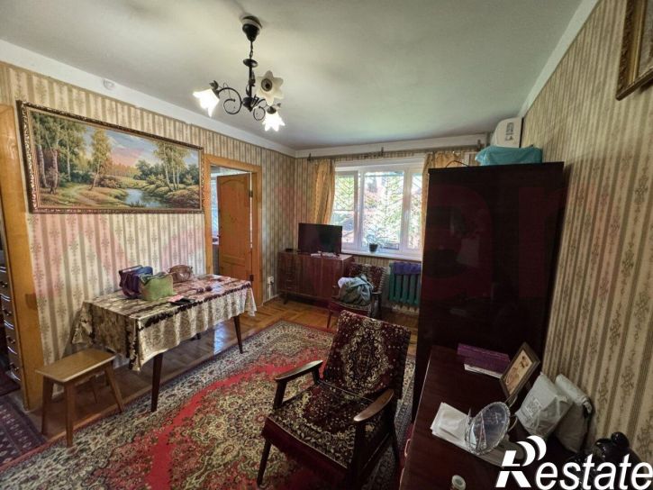 3-комн квартира Бургасская ул.