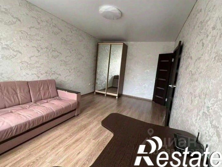 2-комн квартира улица Западный Обход, 65 к1,  д. 65 к1