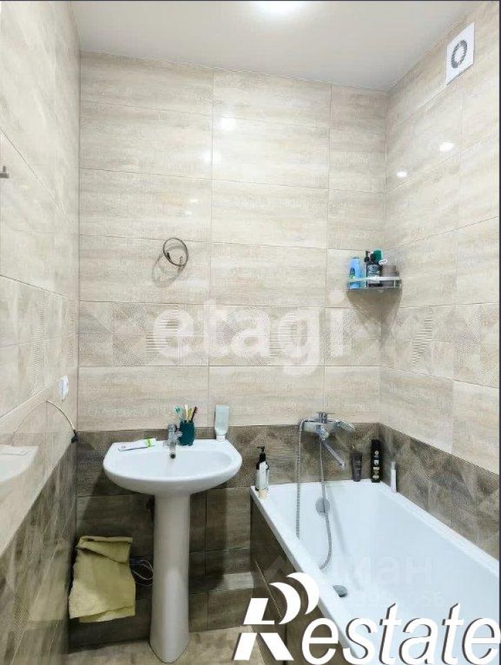 2-комн квартира Домбайская улица, 10,  д. 10