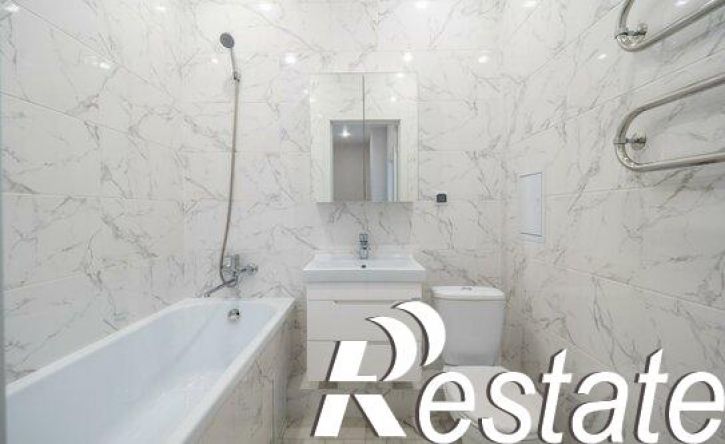 3-комн квартира улица Адмирала Макарова, 5 к3,  д. 5 к3