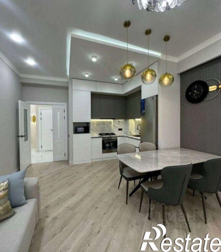 3-комн квартира Российская улица, 72/4,  д. 72/4