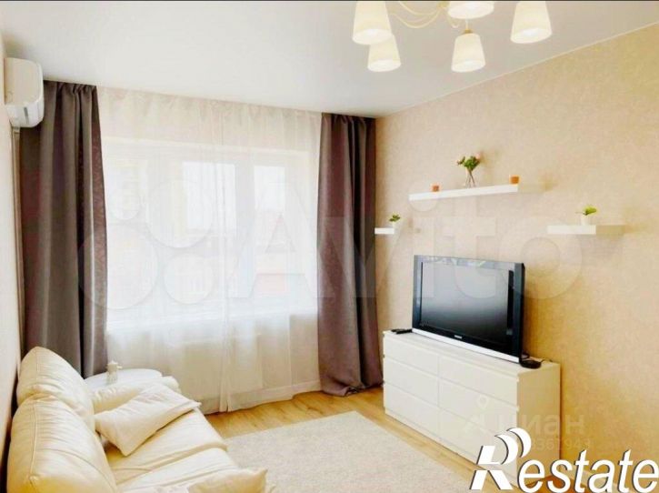1-комн квартира Домбайская улица, 57,  д. 57