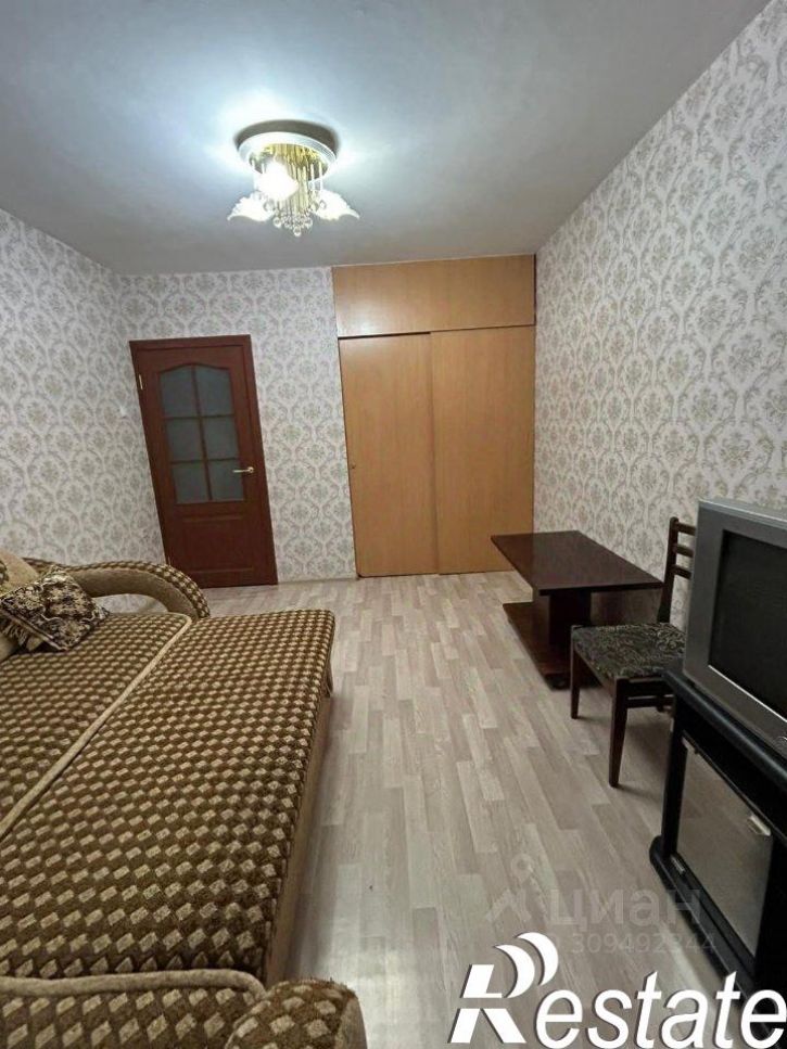 2-комн квартира улица Селезнёва, 92,  д. 92