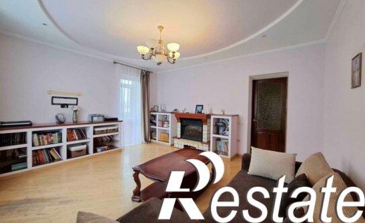 3-комн квартира Аксайская улица, 48,  д. 48