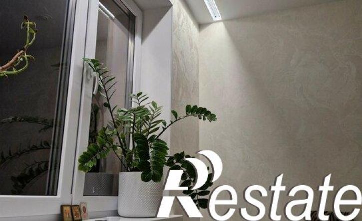 2-комн квартира улица Автолюбителей, 52/4,  д. 52/4