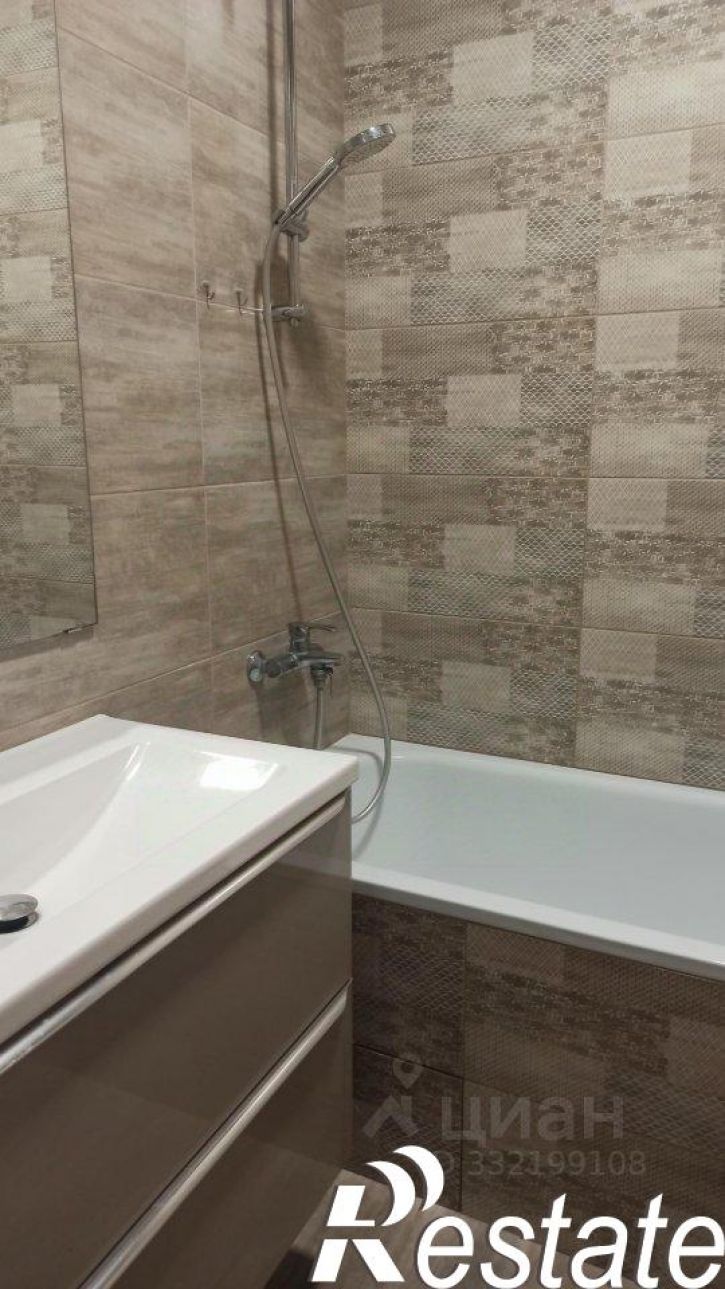 2-комн квартира улица им. Героя Яцкова И.В., 15 к1,  д. 15 к1