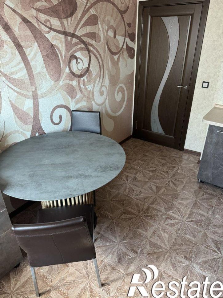 2-комн квартира улица Карякина, 31,  д. 31