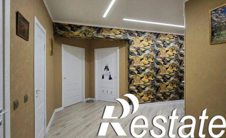 3-комн квартира улица Ветеранов, 83,  д. 83