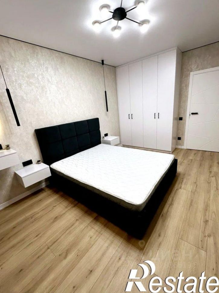 1-комн квартира улица Александра Маринеско, 36,  д. 36