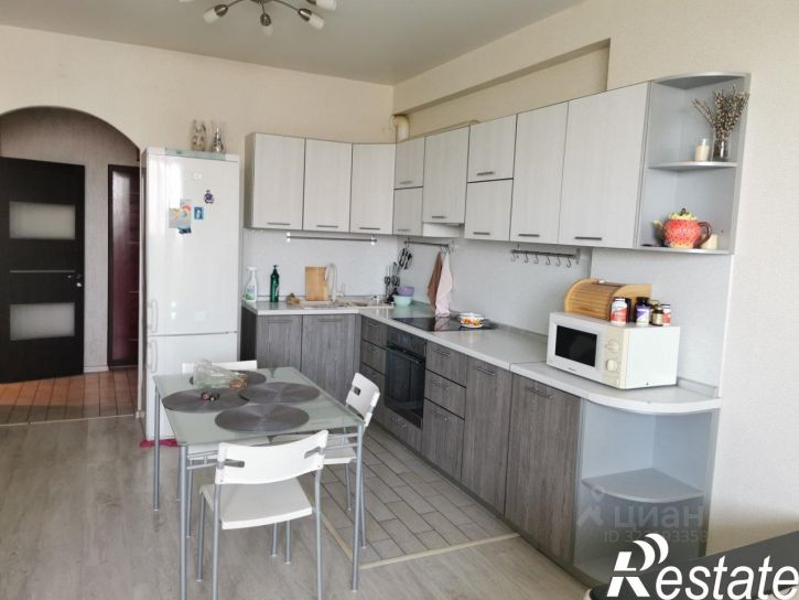 2-комн квартира проспект Чекистов, 39,  д. 39