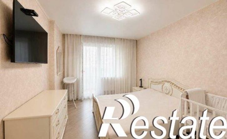 2-комн квартира Российская улица, 79/3 к1,  д. 79/3 к1