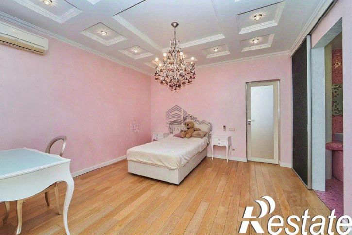 5-комн квартира Офицерская улица, 36,  д. 36