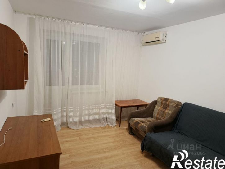 1-комн квартира проспект Чекистов, 1,  д. 1