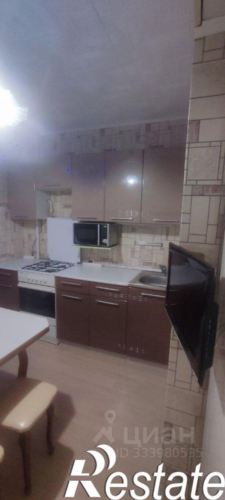 2-комн квартира улица Думенко, 14,  д. 14