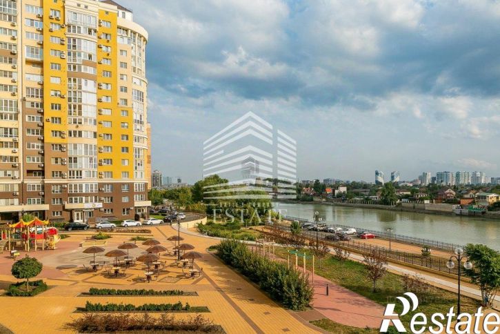 4-комн квартира Кожевенная улица, 24,  д. 24