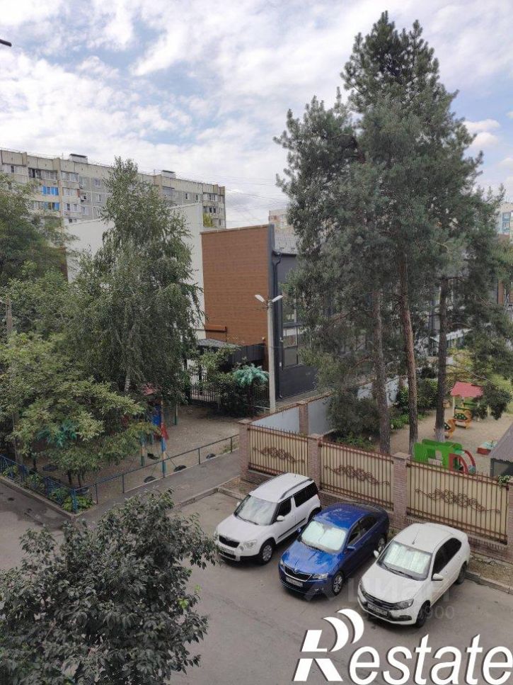 3-комн квартира проспект Чекистов, 5,  д. 5