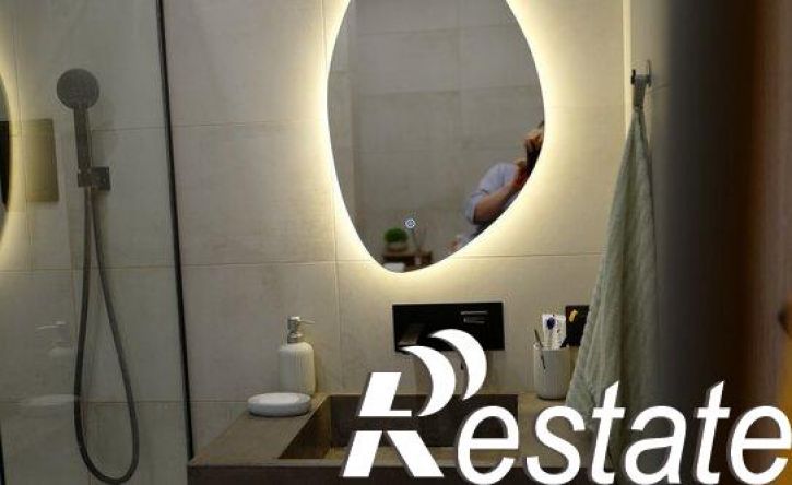 2-комн квартира улица Валерия Гассия, 4/7 к2,  д. 4/7 к2