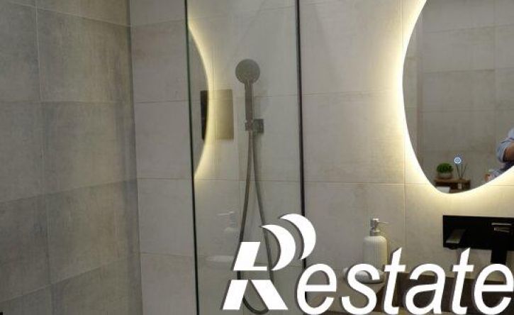 2-комн квартира улица Валерия Гассия, 4/7 к2,  д. 4/7 к2