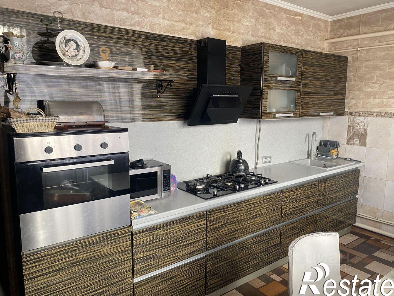 Купить дачу, дом, коттедж за 25 000 000 рублей на улица Калинина, 269