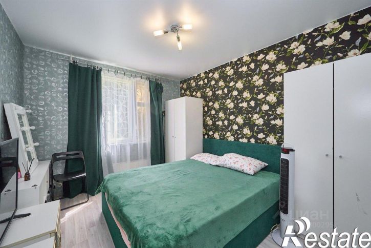 2-комн квартира улица Думенко, 12,  д. 12