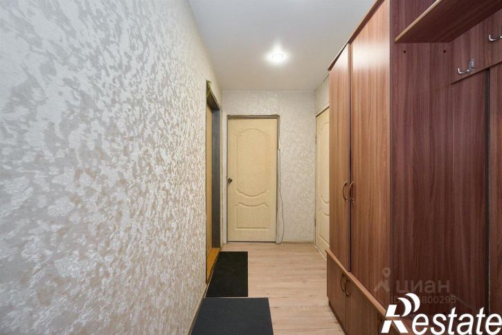 2-комн квартира улица Думенко, 12,  д. 12