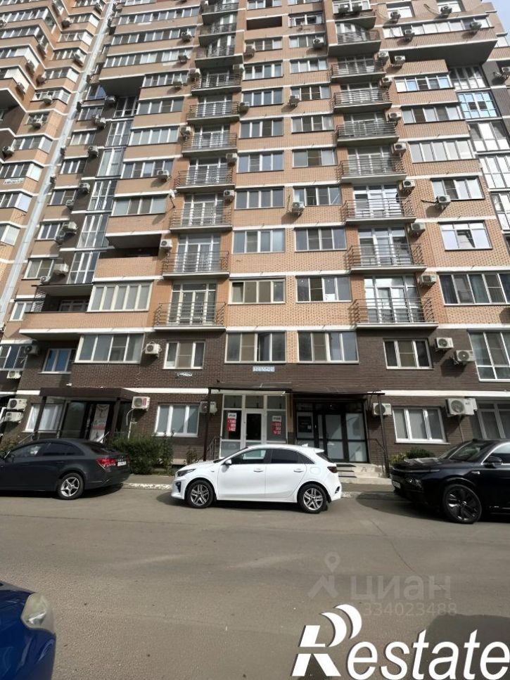 Отдельное здание улица Архитектора Петина, 18/2,  д. 18/2