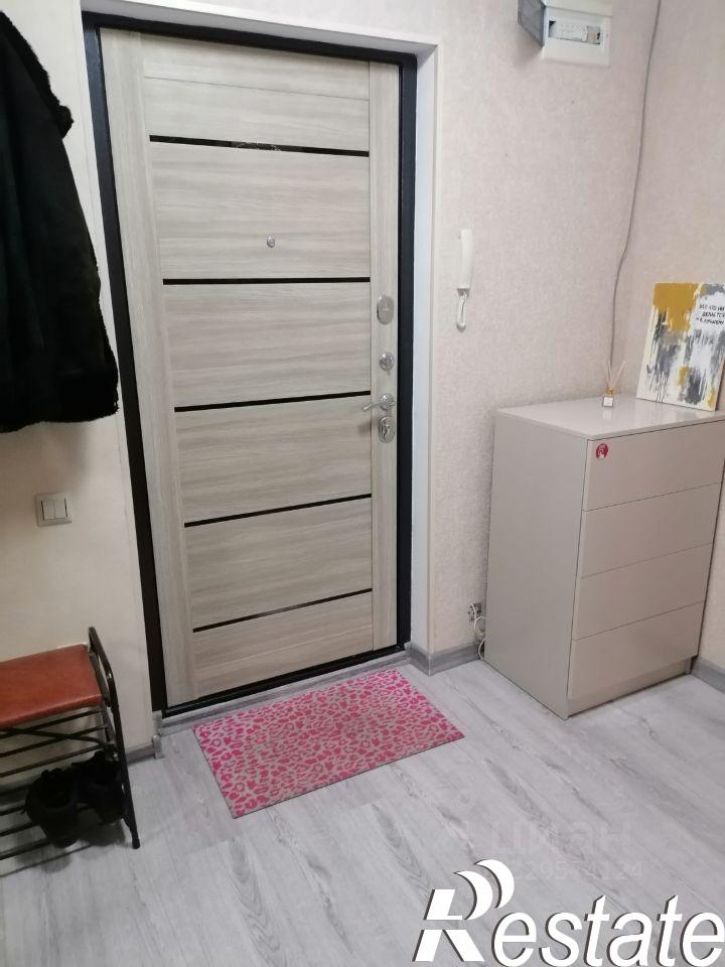 1-комн квартира улица Селезнёва, 4/13 лит1,  д. 4/13 лит1