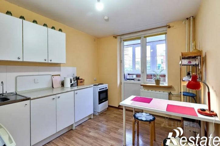 2-комн квартира улица Калинина, 350/8,  д. 350/8