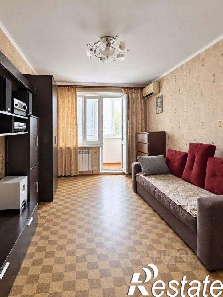 2-комн квартира улица 70 лет Октября, 22,  д. 22