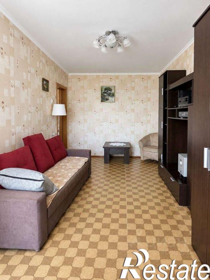2-комн квартира улица 70 лет Октября, 22,  д. 22