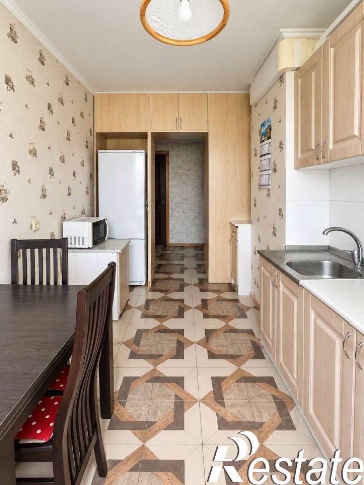 2-комн квартира улица 70 лет Октября, 22,  д. 22