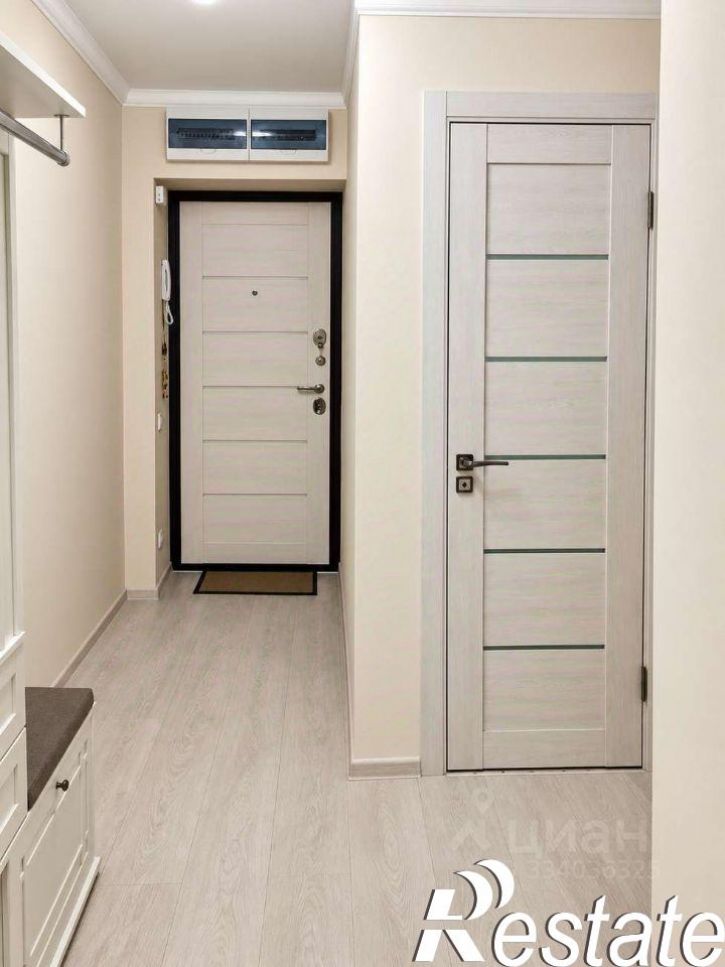 3-комн квартира улица Яна Полуяна, 18,  д. 18