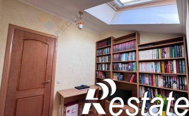 5-комн квартира Кавказская улица, 142,  д. 142