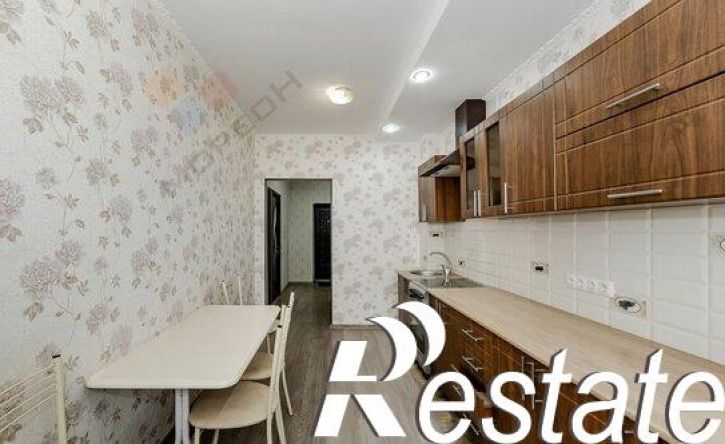 1-комн квартира Заполярная улица, 52,  д. 52