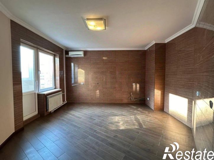 3-комн квартира Гаражная улица, 67,  д. 67