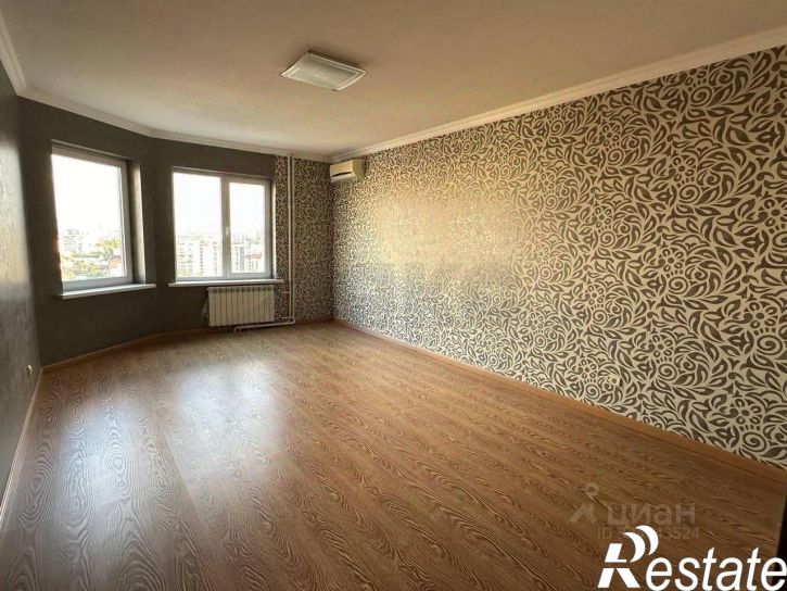 3-комн квартира Гаражная улица, 67,  д. 67