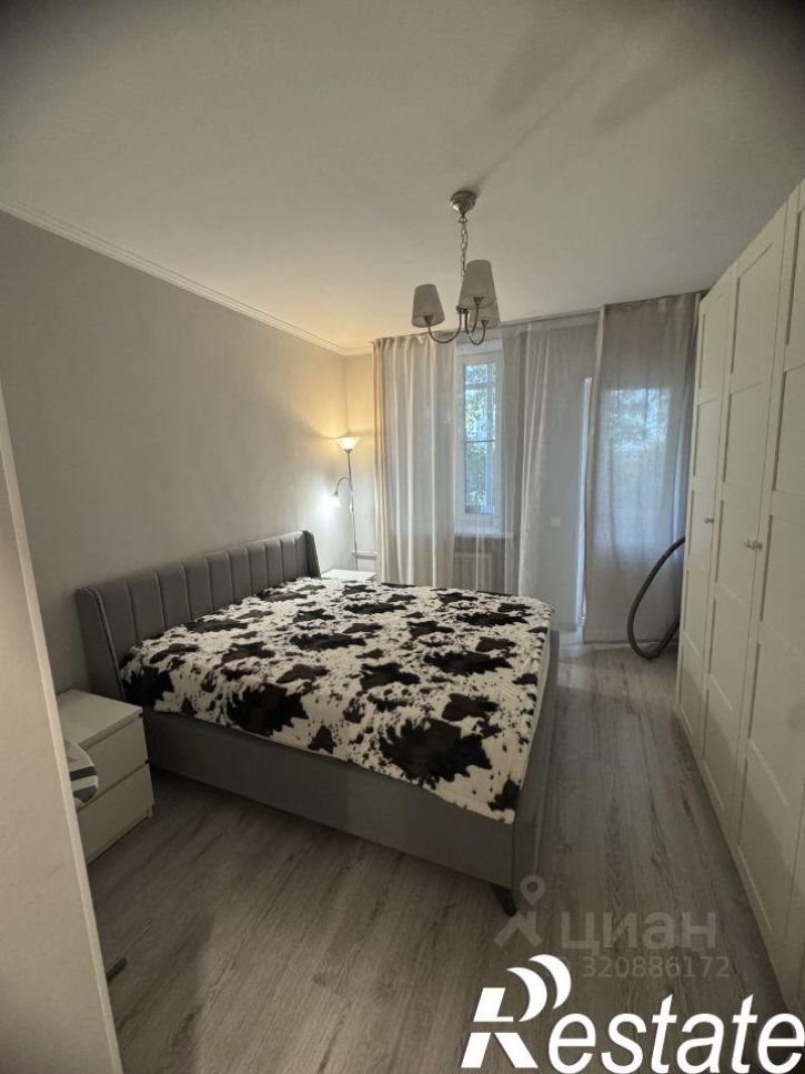 2-комн квартира Красная улица, 75,  д. 75