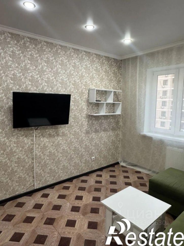 1-комн квартира улица Евгении Жигуленко, 11 к2,  д. 11 к2