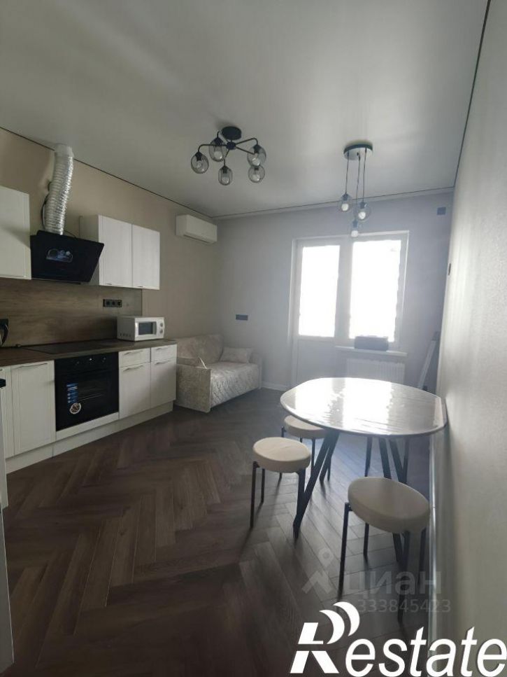 2-комн квартира Питерская улица, 40,  д. 40